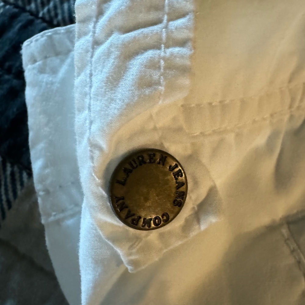 Capris - Picture 2 of 7